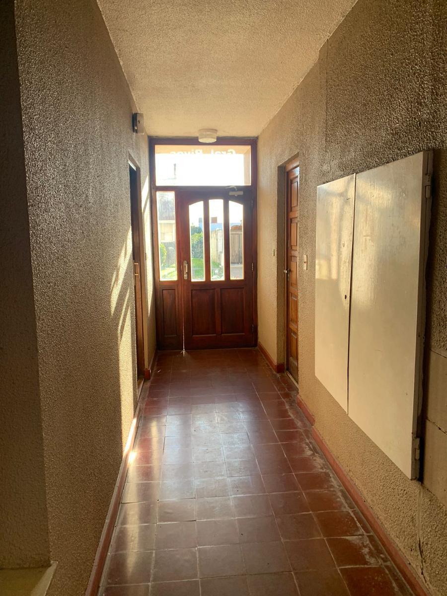 Venta Depto 3 Ambientes Reciclado en Barrio San Carlos 2