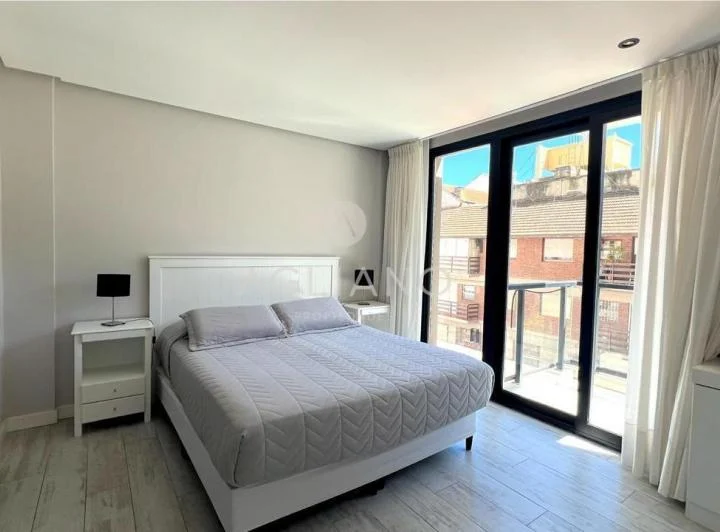 Departamento en Playa Grande 5