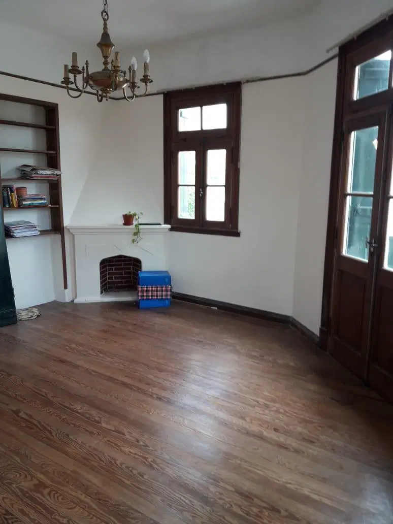 Alquiler impecable chalet para uso comercial únicamente! 5