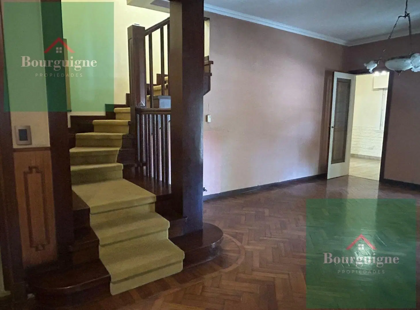 Casa en Plaza Mitre 5