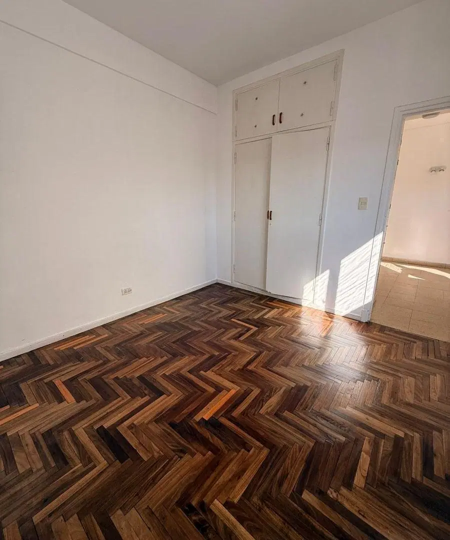 Departamento en Plaza Mitre Colon 2400 1