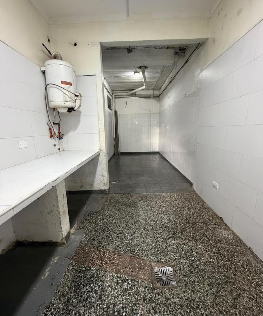 Foto de Local en Bernardino Rivadavia, imagen 2