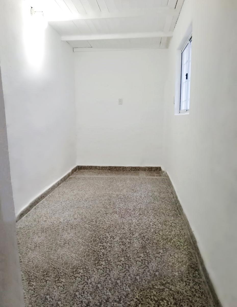 Departamento de Pasillo en Venta 1