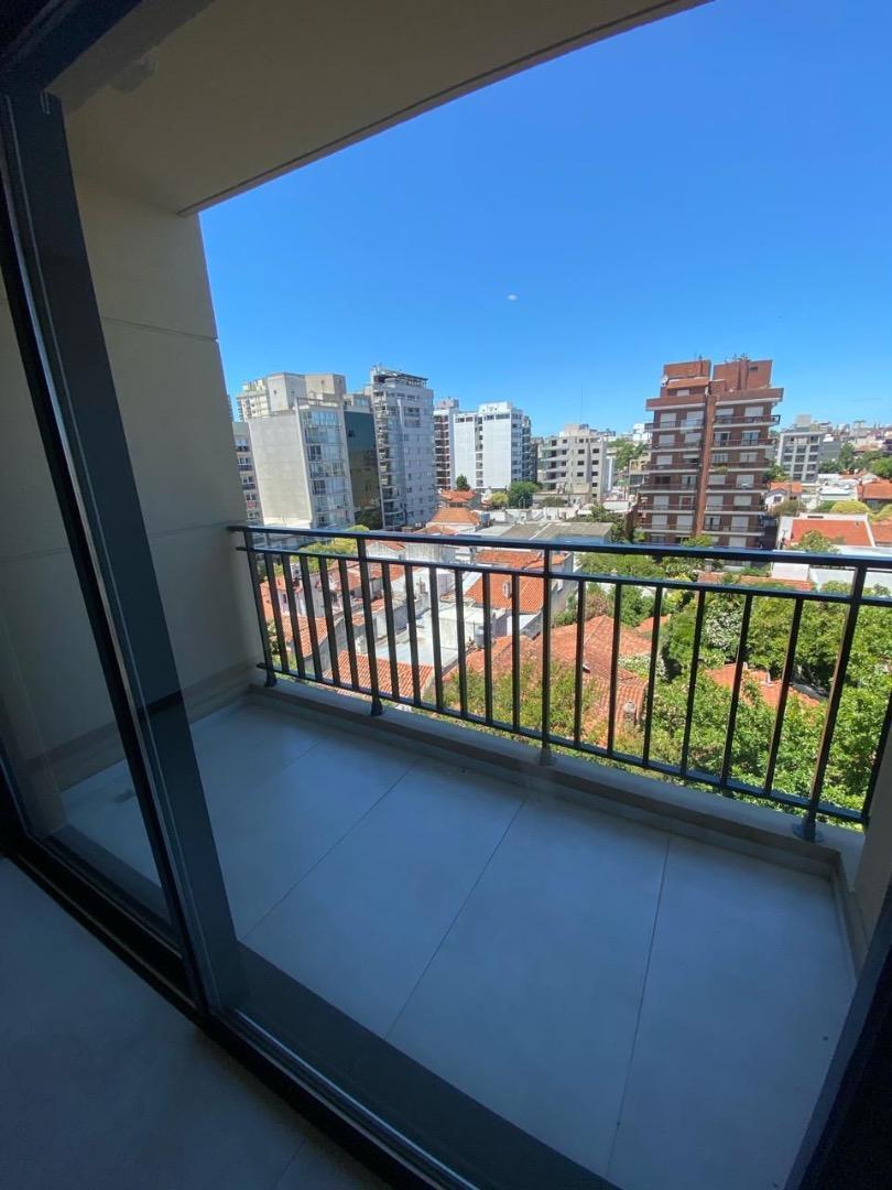 Piso de 3 Amb con Cochera y Baulera a Estrenar 3