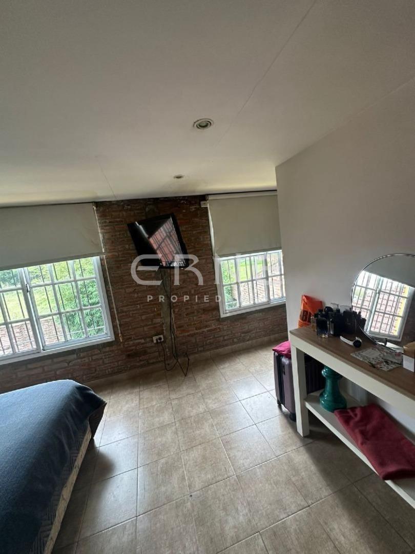 Duplex 4 Ambientes + Garage + Quincho 3