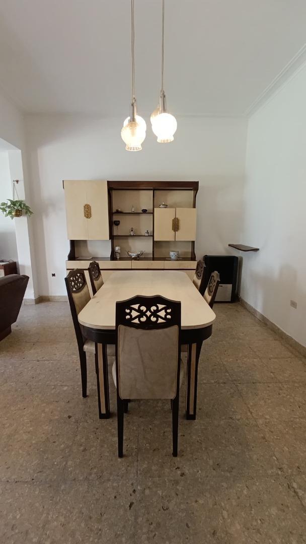 Casa 4 Ambientes en Los Troncos 4