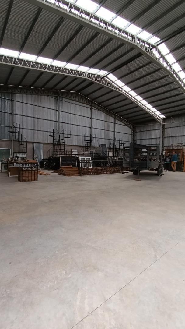 Foto de GALPON EN VENTA, ESQUINA COMERCIAL E INDUSTRIAL., imagen 3