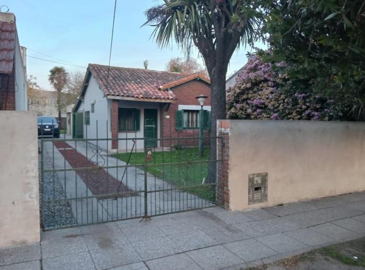 Alquiler casa 3 amb. Cochera y Gran Parque 1