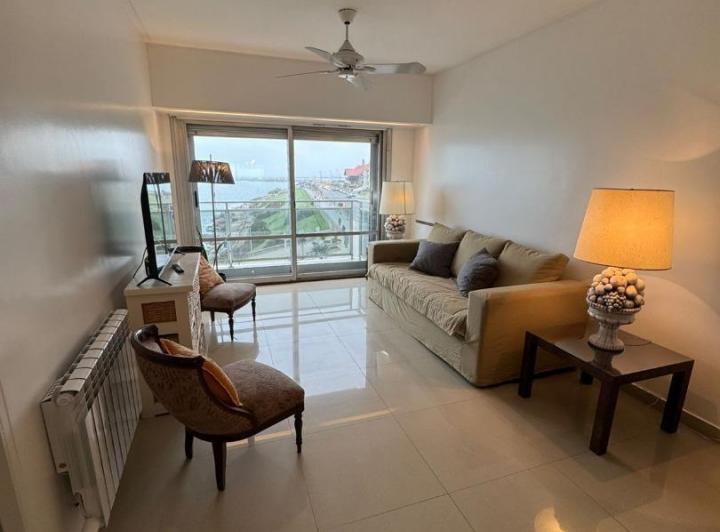 Departamento 3 ambientes con vista al mar 5