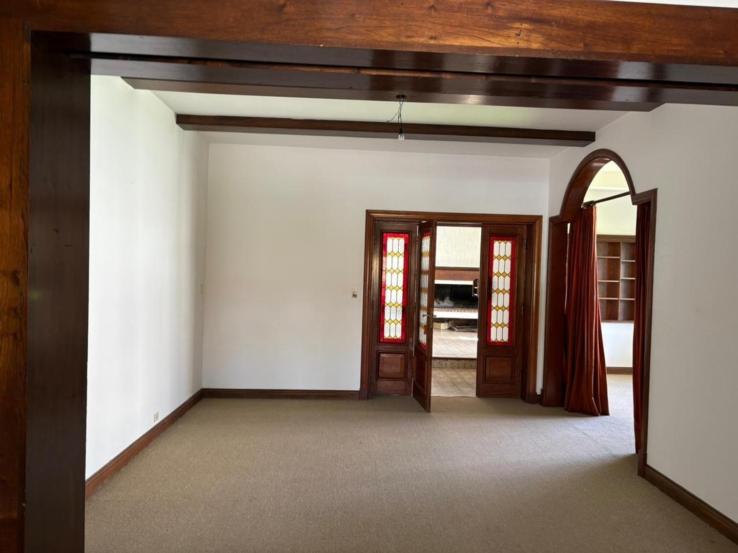 Foto de EXCELENTE RESIDENCIA EN VENTA, imagen 4