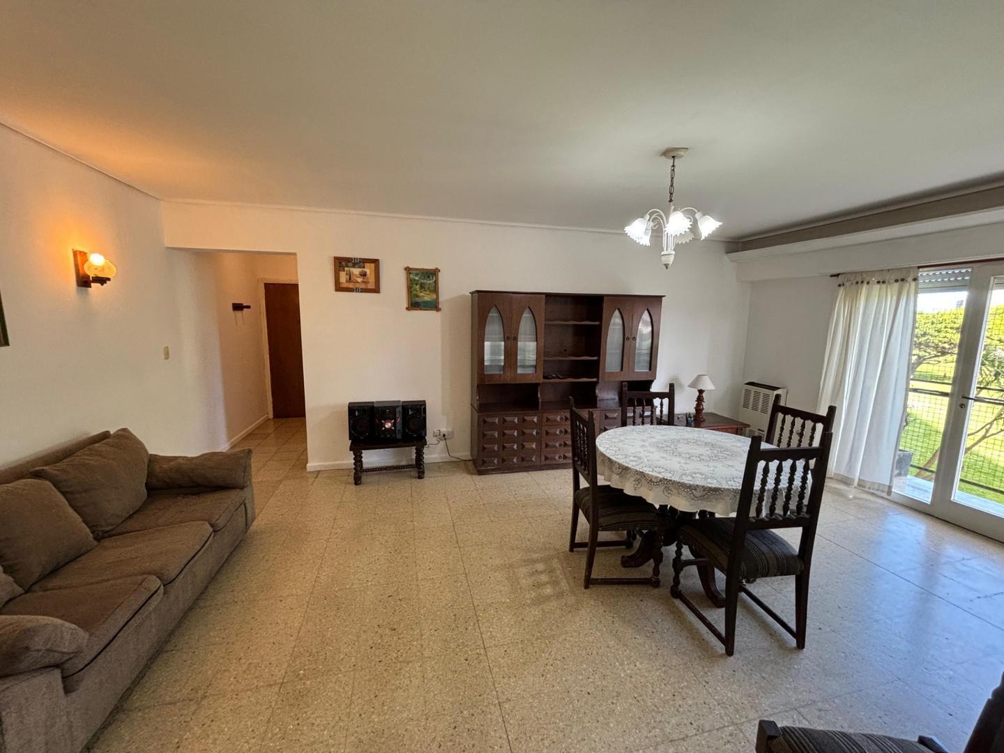 DEPARTAMENTO 4 AMBIENTES