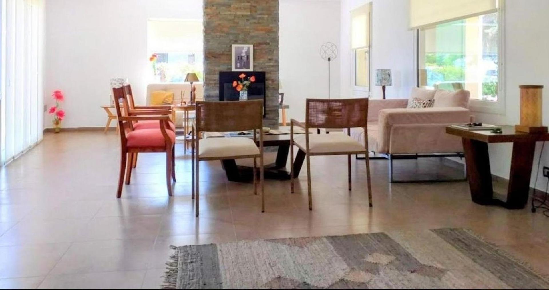 CASA EN VENTA 3 AMBIENTES EN BARRANCAS DE SAN BENITO