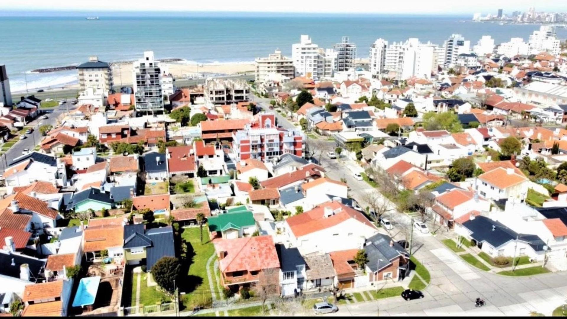 VENTA CASA PARQUE LURO PARA INVERSOR OPORTUNIDAD