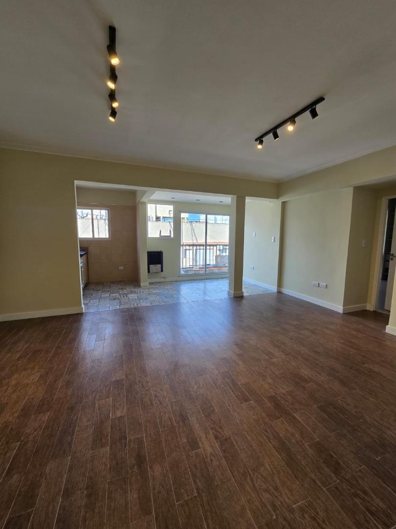 Foto de VENTA DEPRTAMENTO 2 AMBIENTES ZONA CENTRO, imagen 4