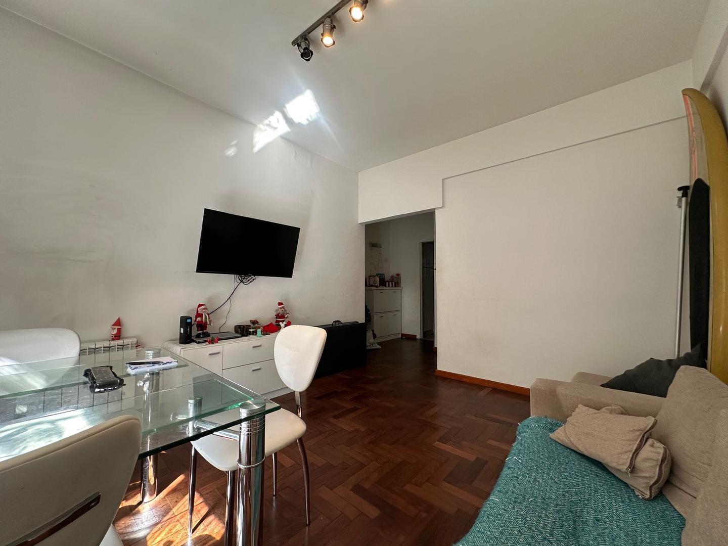 Foto de Venta departamento 3 ambientes con dependencia - Macrocentro, imagen 3