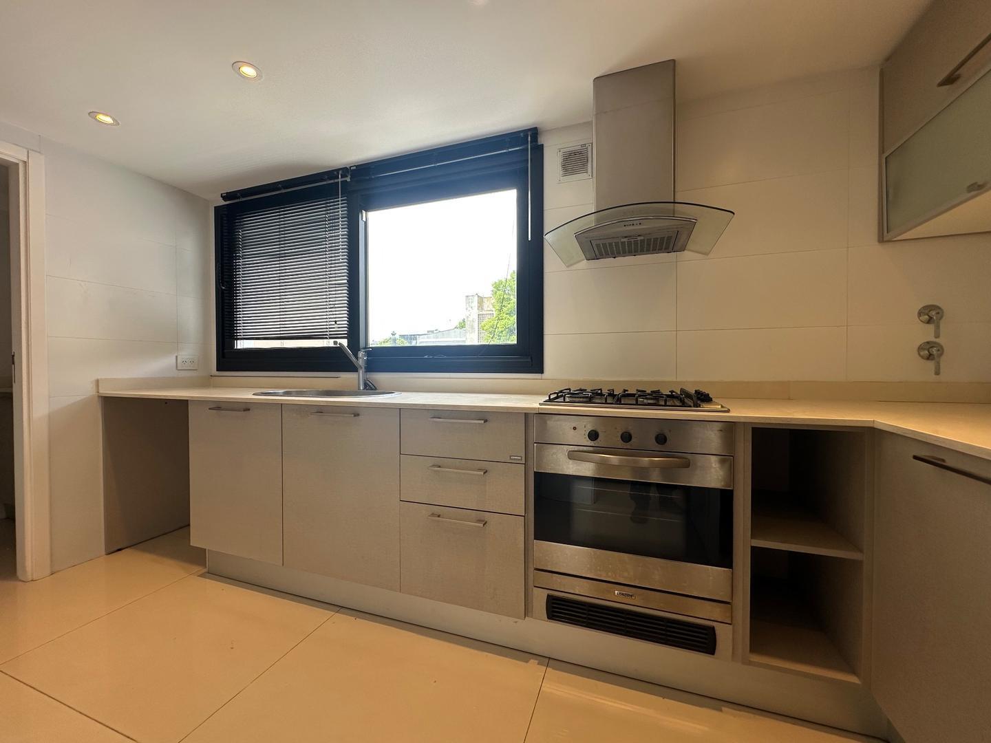 Foto de Venta Departamento 3 Ambientes en Zona Guemes, imagen 4