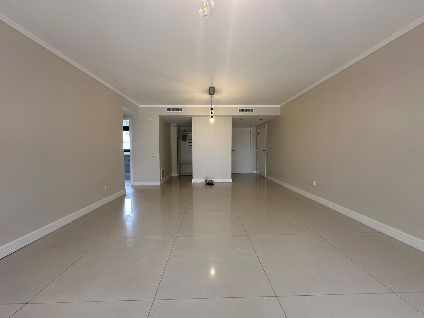 Foto de Venta Departamento 3 Ambientes en Zona Guemes, imagen 2