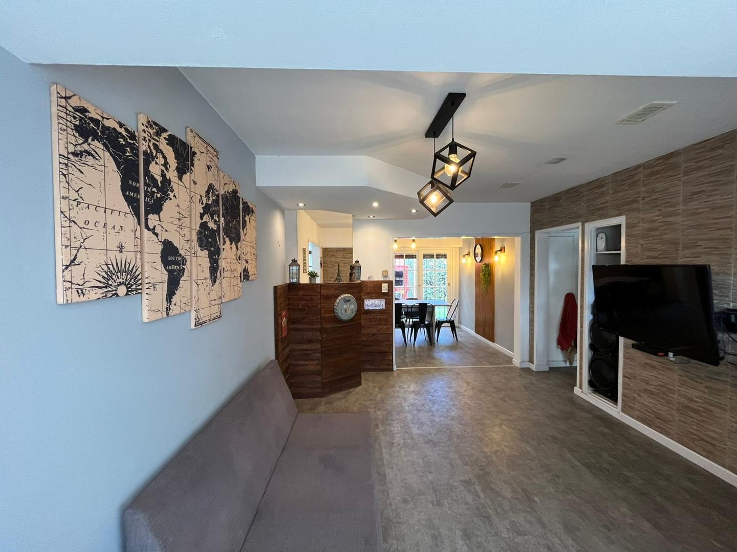 Foto de VENTA CASA 4 AMBIENTES CON COCHERA Y PATIO CON PARRILLA, imagen 2