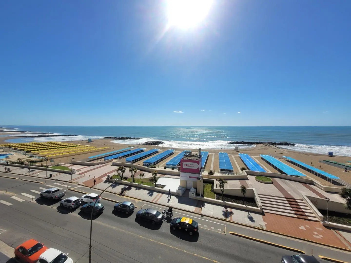 DEPARTAMENTO 3 AMBIENTES CON COCHERA Y VISTA AL MAR 2