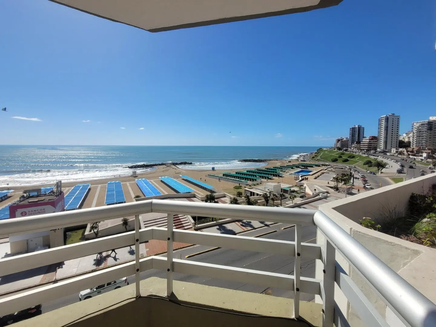 DEPARTAMENTO 3 AMBIENTES CON COCHERA Y VISTA AL MAR 5