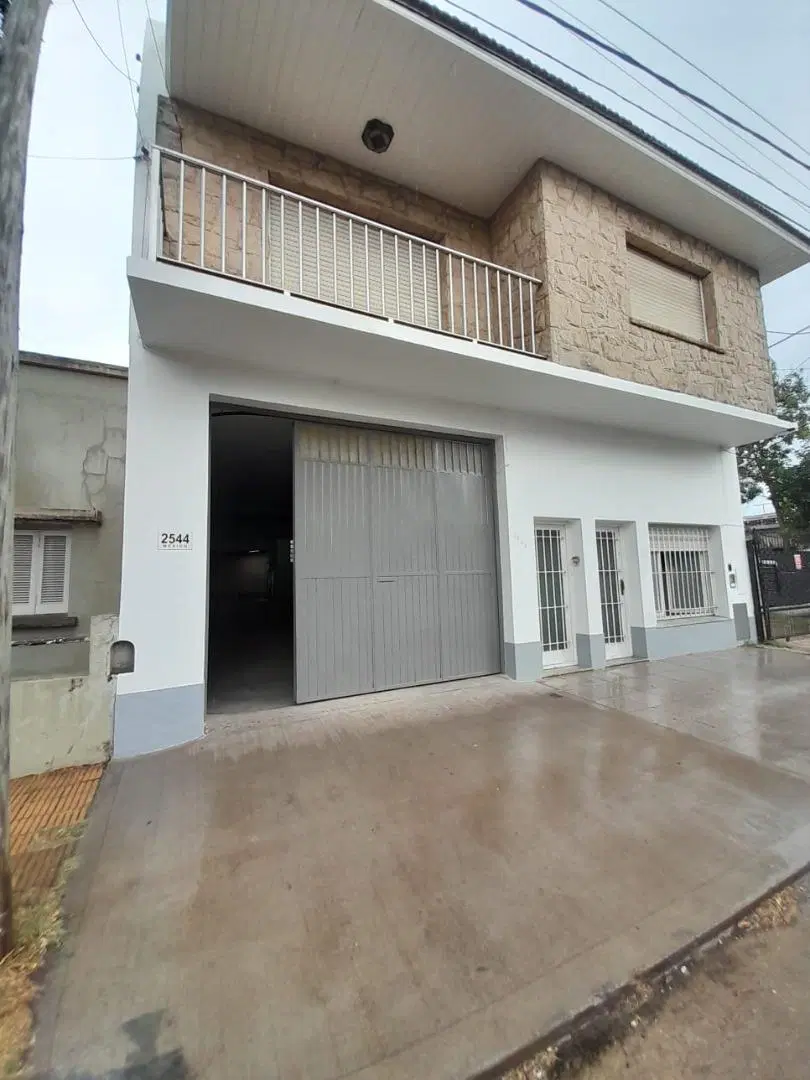 ALQUILER GALPON COMERCIAL 400M2 1