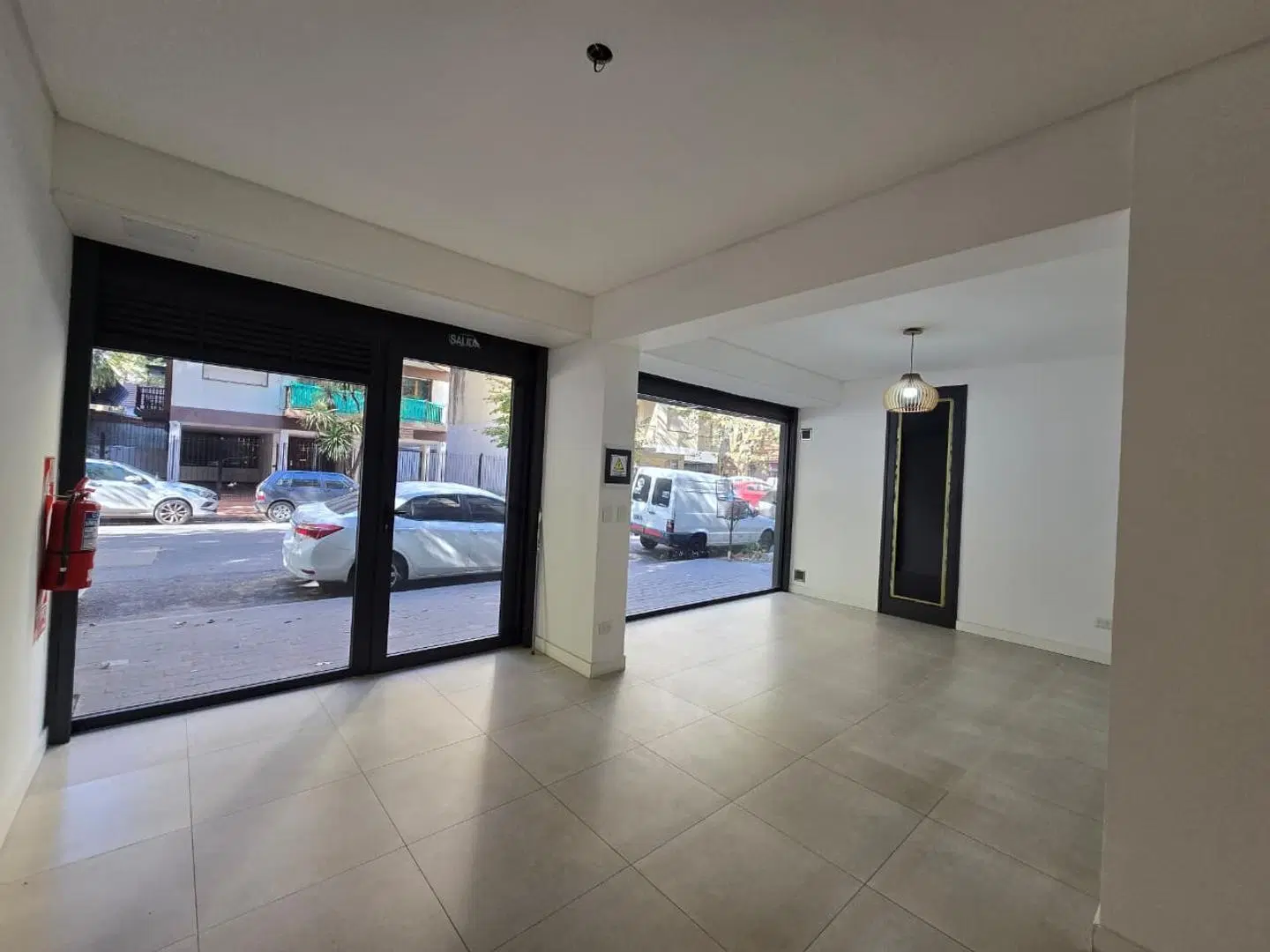 ALQUILER LOCAL COMERCIAL MACROCENTRO 2