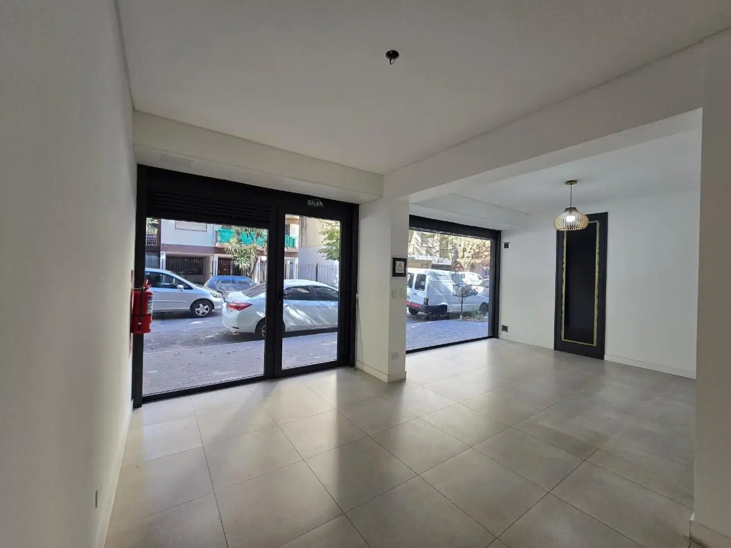 ALQUILER LOCAL COMERCIAL MACROCENTRO 3