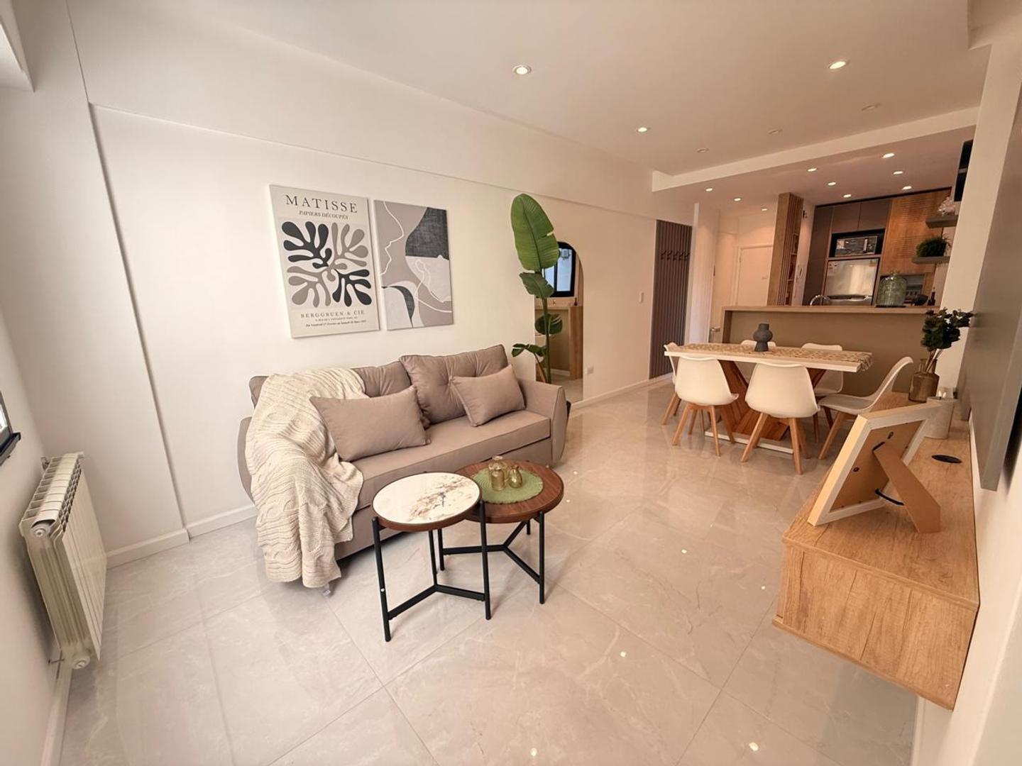 VENTA DEPARTAMENTO 3 AMBIENTE CON DEPENDENCIA.
