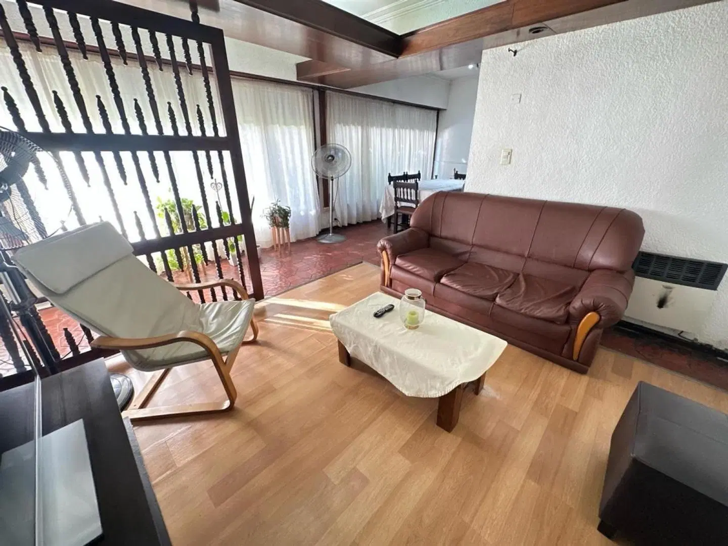 Casa 5 ambientes con cochera, patio y quincho 5