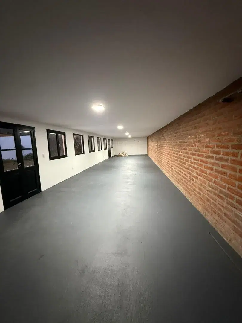 Casa 3 amb Reciclada Cochera, lote y piscina. Los Pinares 5