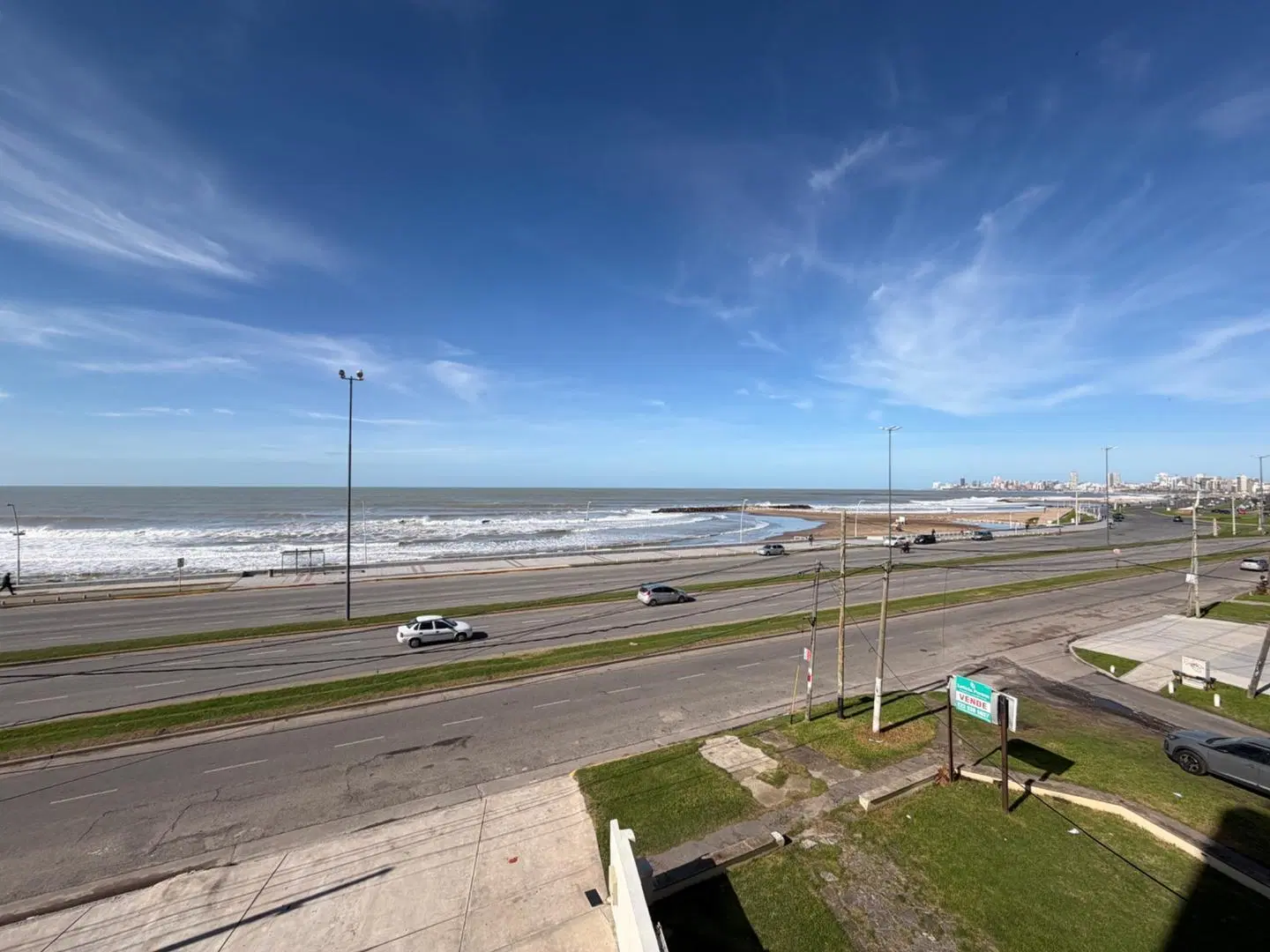 Departamento 2 ambientes Primera Linea al mar -Constitucion 3
