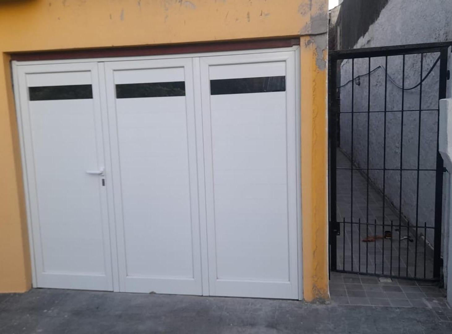 ALQUILER CASA EN PH. 4 AMB. CONSTITUCION