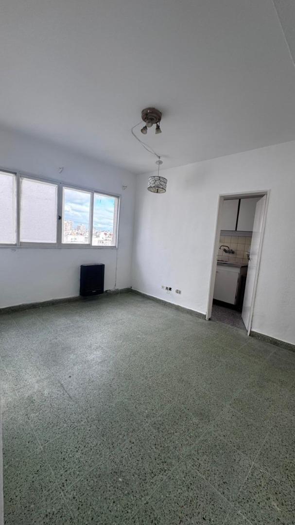 3 AMBIENTES EN PISO 12 • VISTA ABIERTA