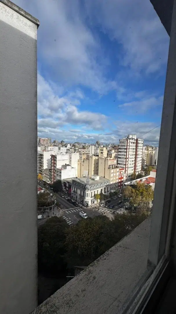 3 AMBIENTES EN PISO 12 • VISTA ABIERTA 4