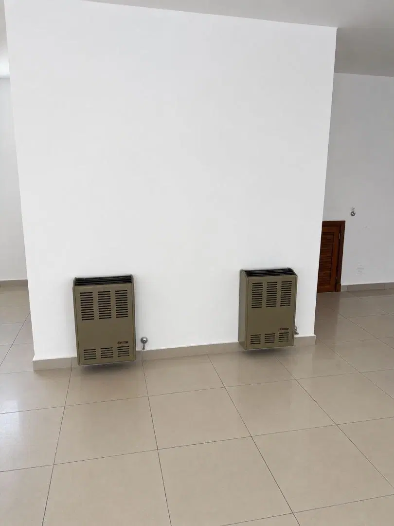 LOCAL COMERCIAL EN ALQUILER 4