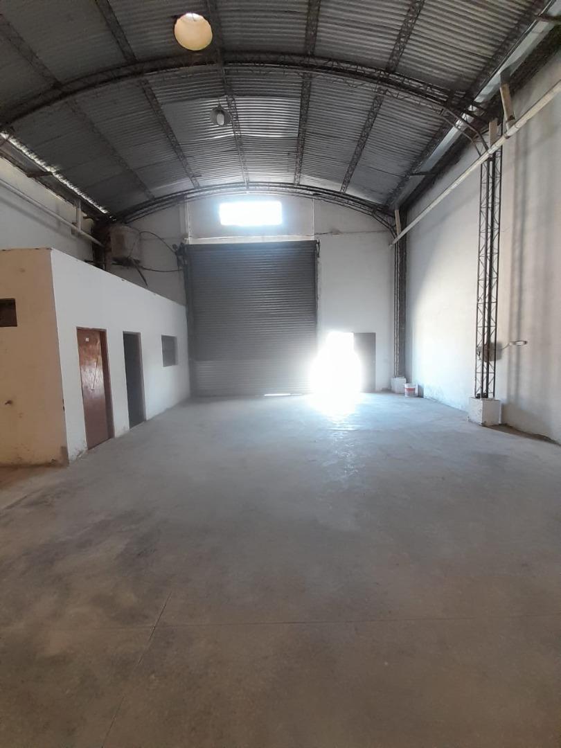 Foto de ALQUILER GALPON 300M2., imagen 5