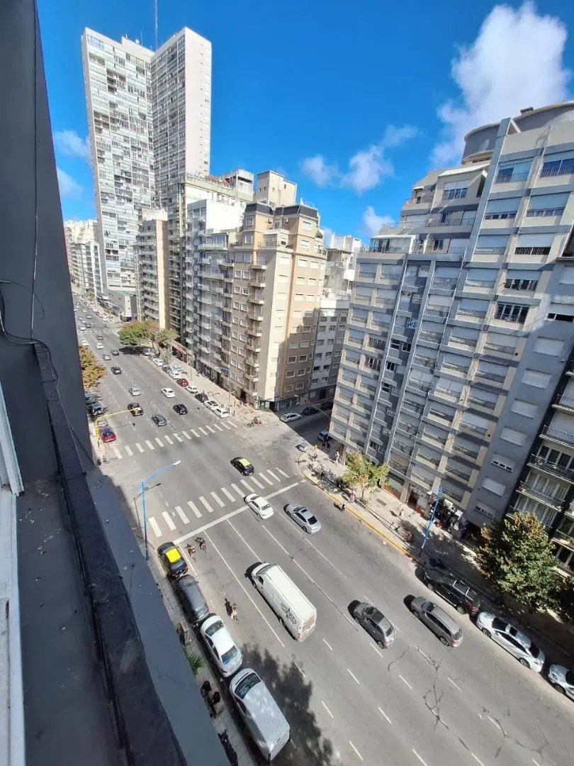 Departamento 2 ambientes al frente 2