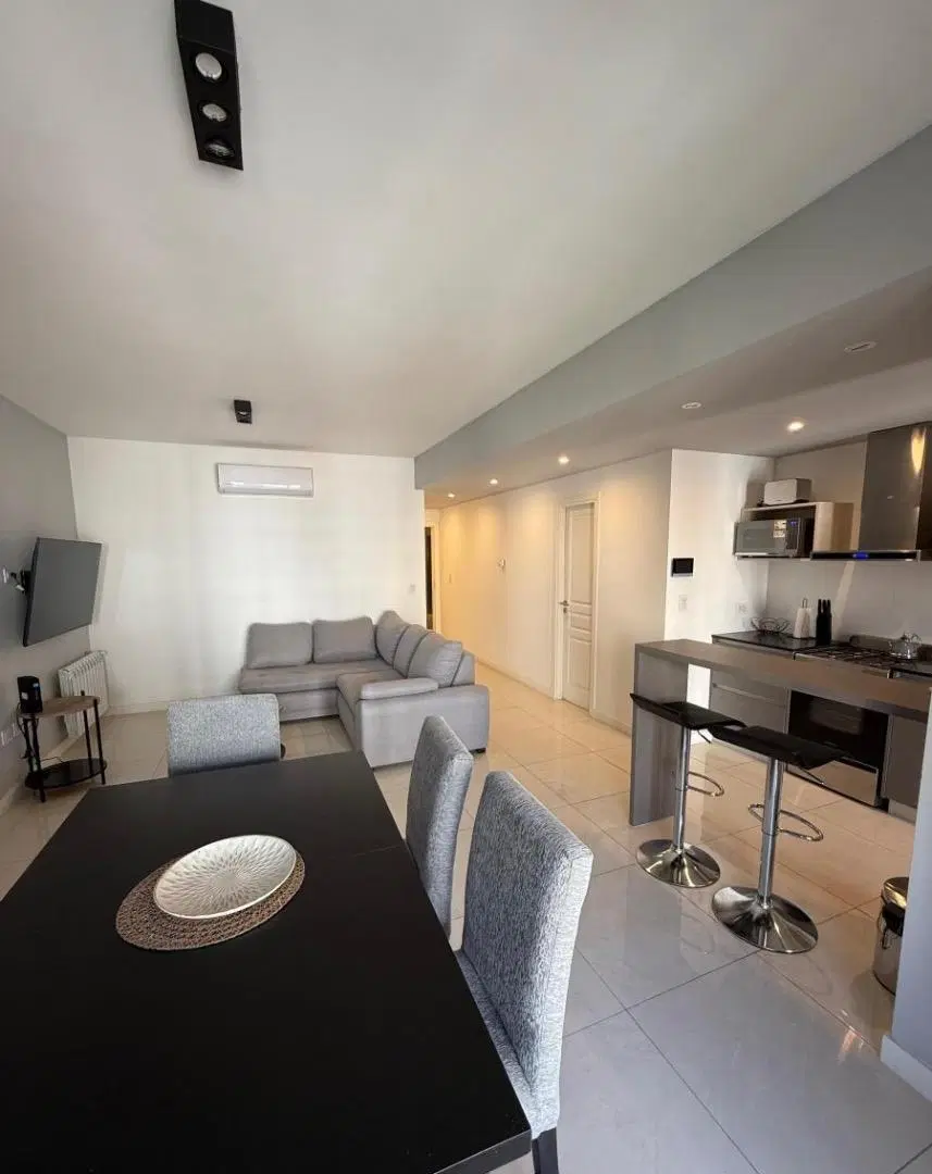Departamento 2 AMBIENTES hasta DICIEMBRE 4