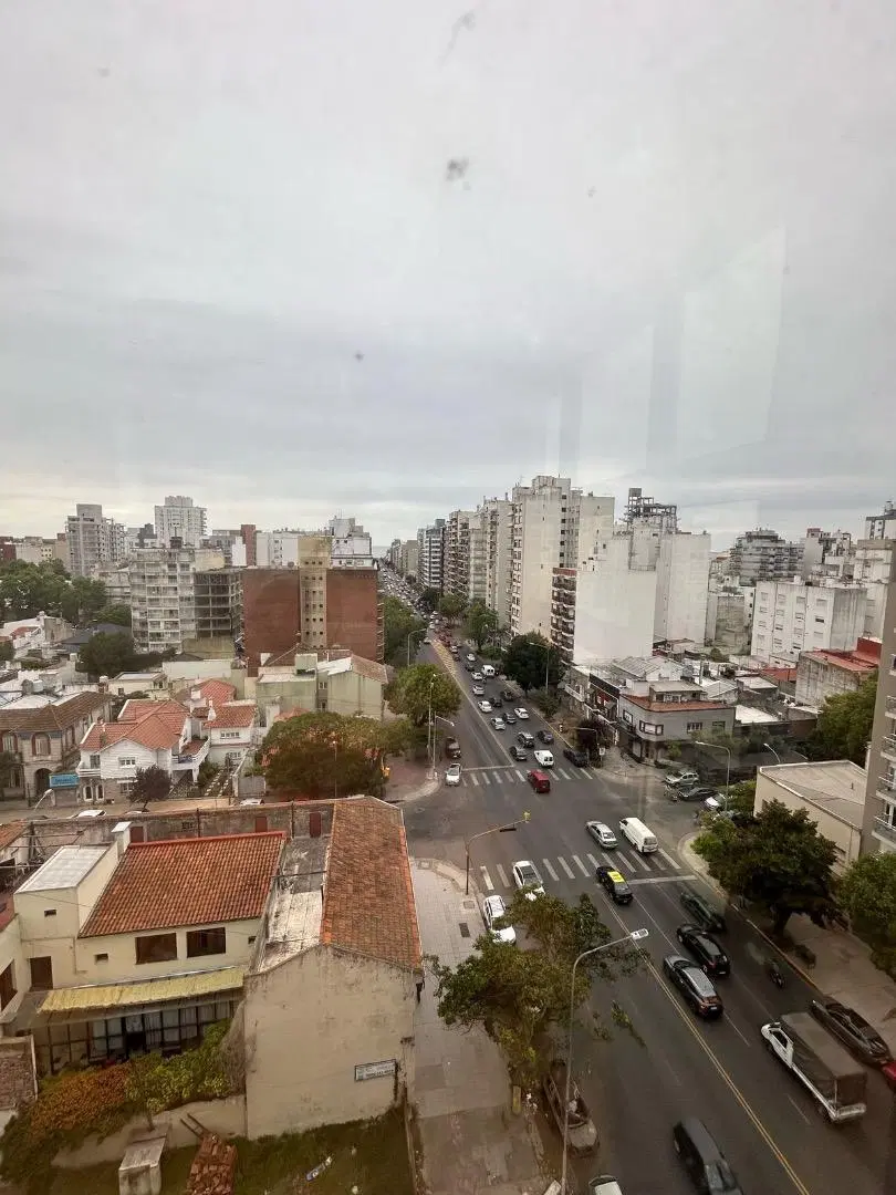 DEPARTAMENTO 4 AMBIENTES A LA CALLE CON COCHERA 4