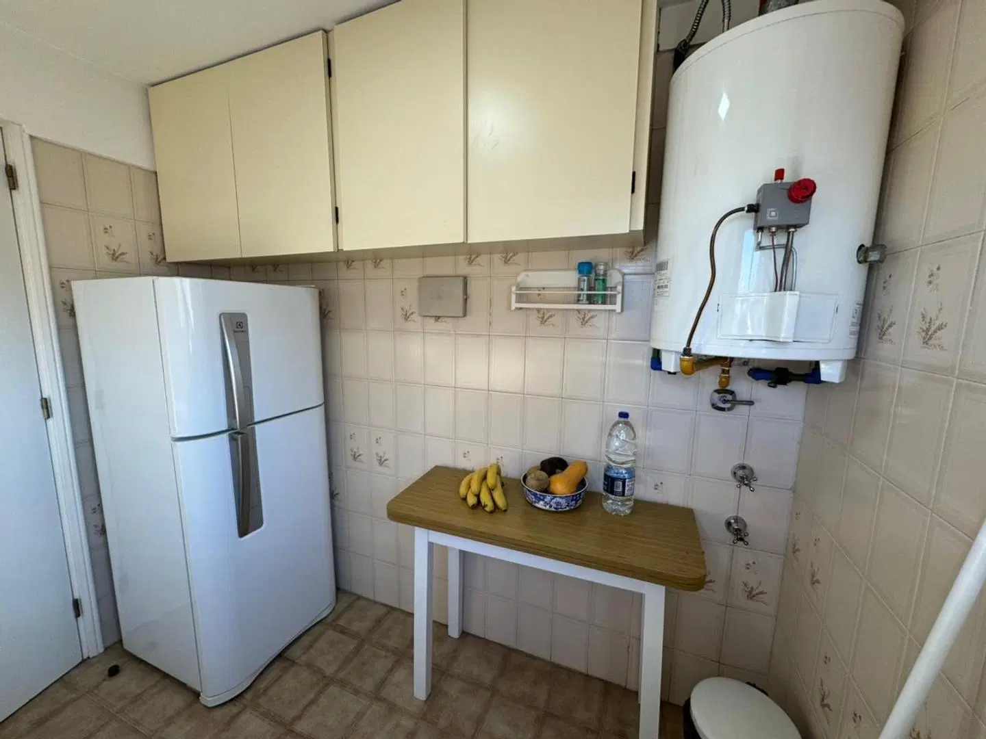 DEPARTAMENTO DE 3 AMBIENTES RECICLADO CON DOS BALCONES. 3