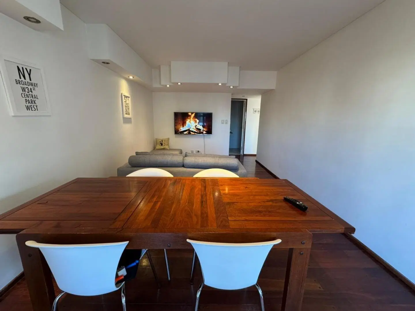 DEPARTAMENTO DE 3 AMBIENTES RECICLADO CON DOS BALCONES. 1
