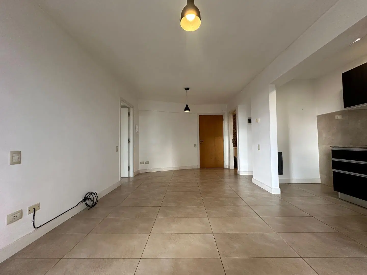 Alquiler 24 meses | Charlone al 240 4