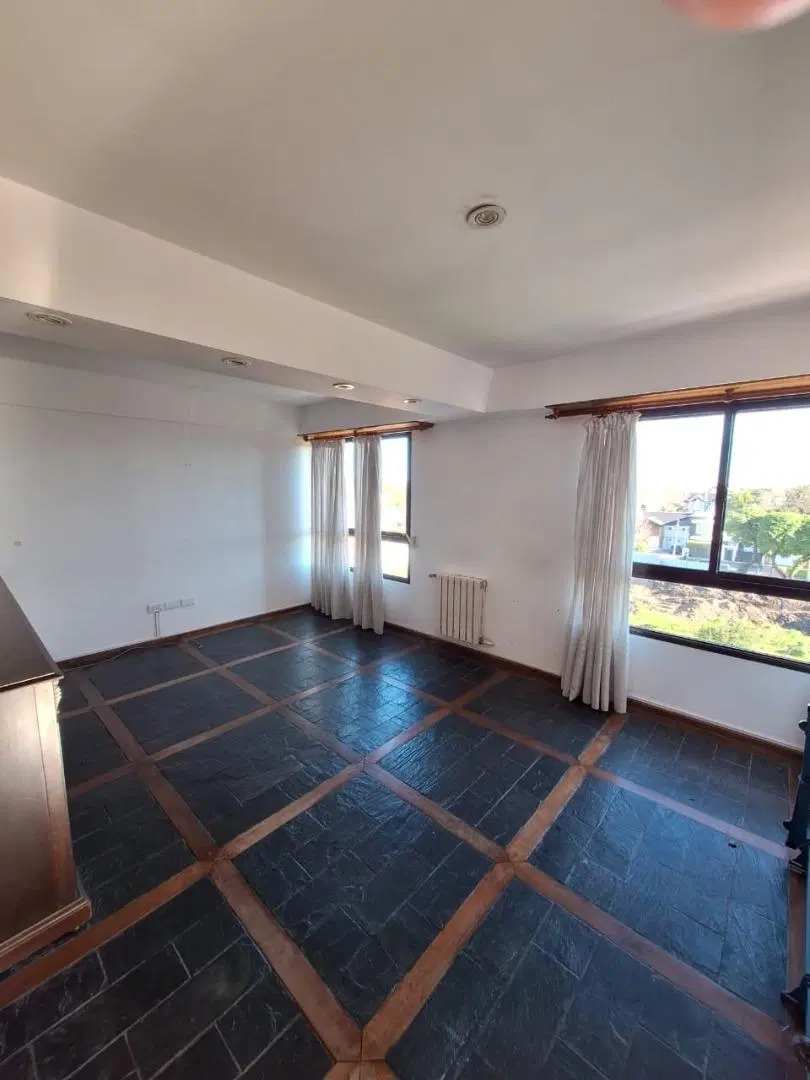ALQUILER DEPARTAMENTO TRES AMBIENTES ZONA ALEM 8