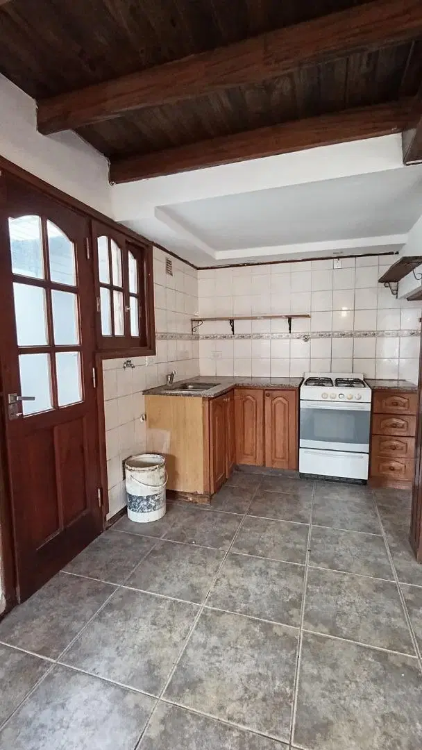 VENTA PH TRES AMBIENTES. JARDIN Y COCHERA. SAN JOSE. 3