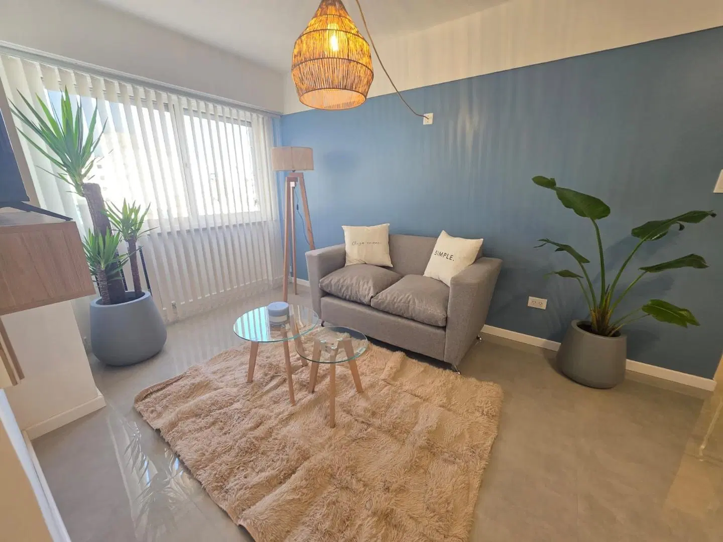 DEPARTAMENTO EN VENTA 2 AMBIENTES RECICLADO ZONA ALDREY 4