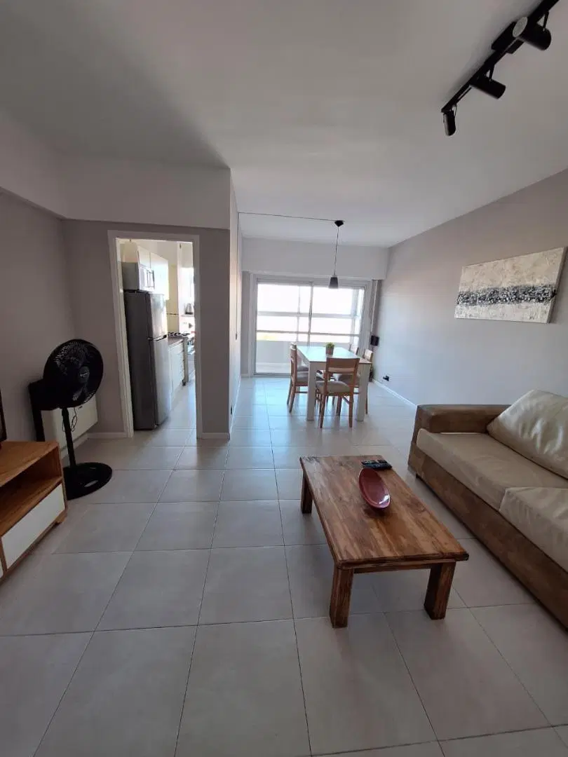 ALQUILER DEPARTAMENTO DOS AMBIENTES FRENTE AL MAR 1