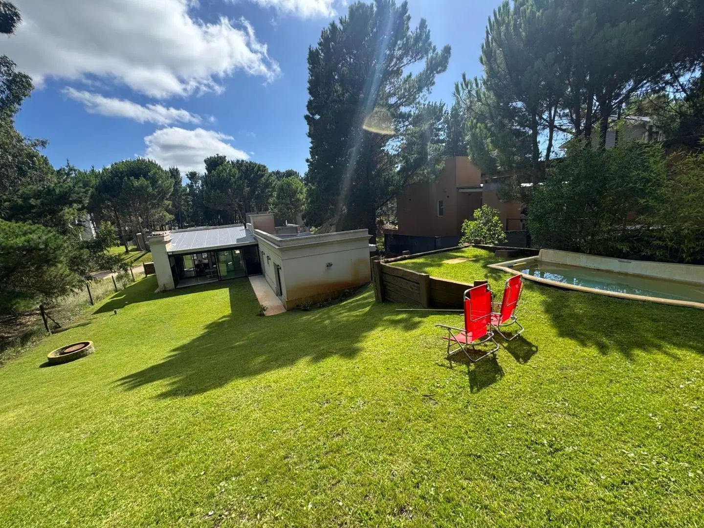 Hermosa casa 4 ambientes Costa Esmeralda, Barrio Deportivo 2 4
