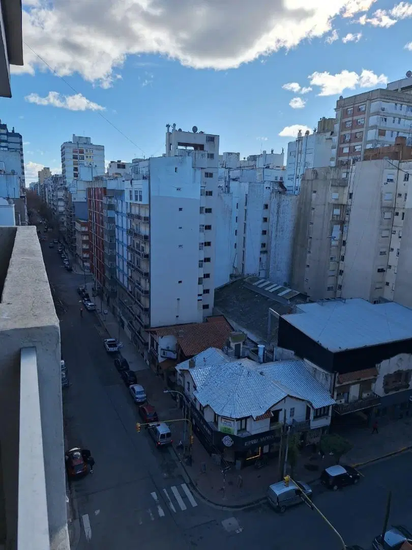 DEPARTAMENTO EXTERNO CON BALCON ZONA ALDREY 1