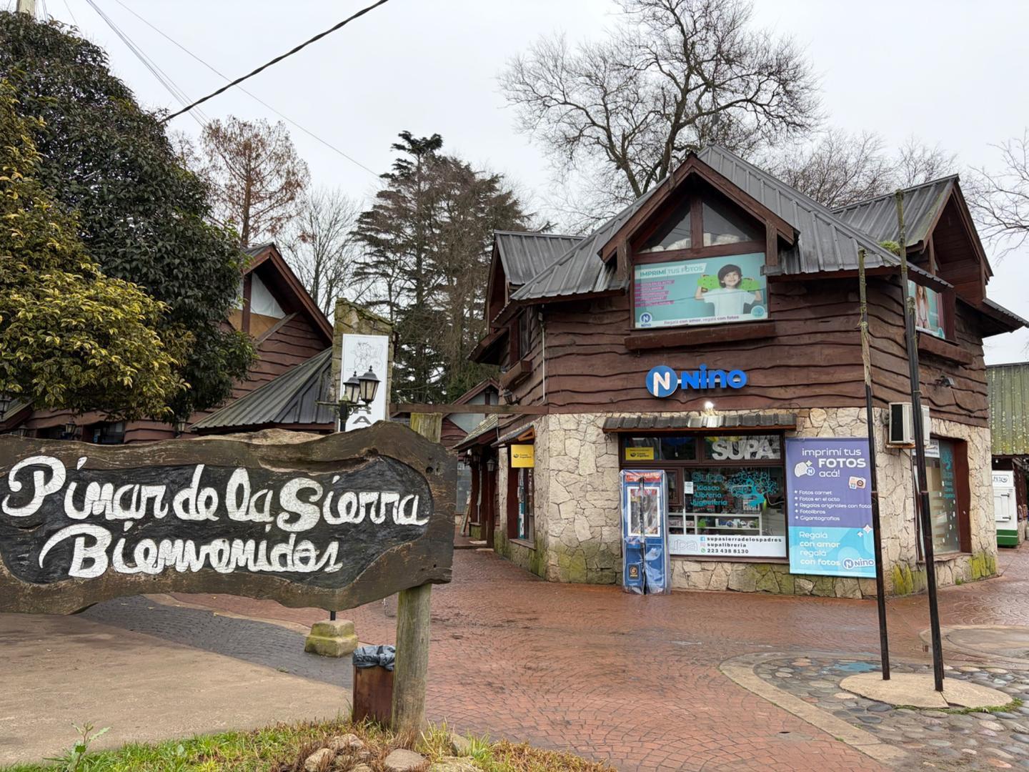 Foto de Local en comercial en la entrada de Sierra de los Padres, imagen 4