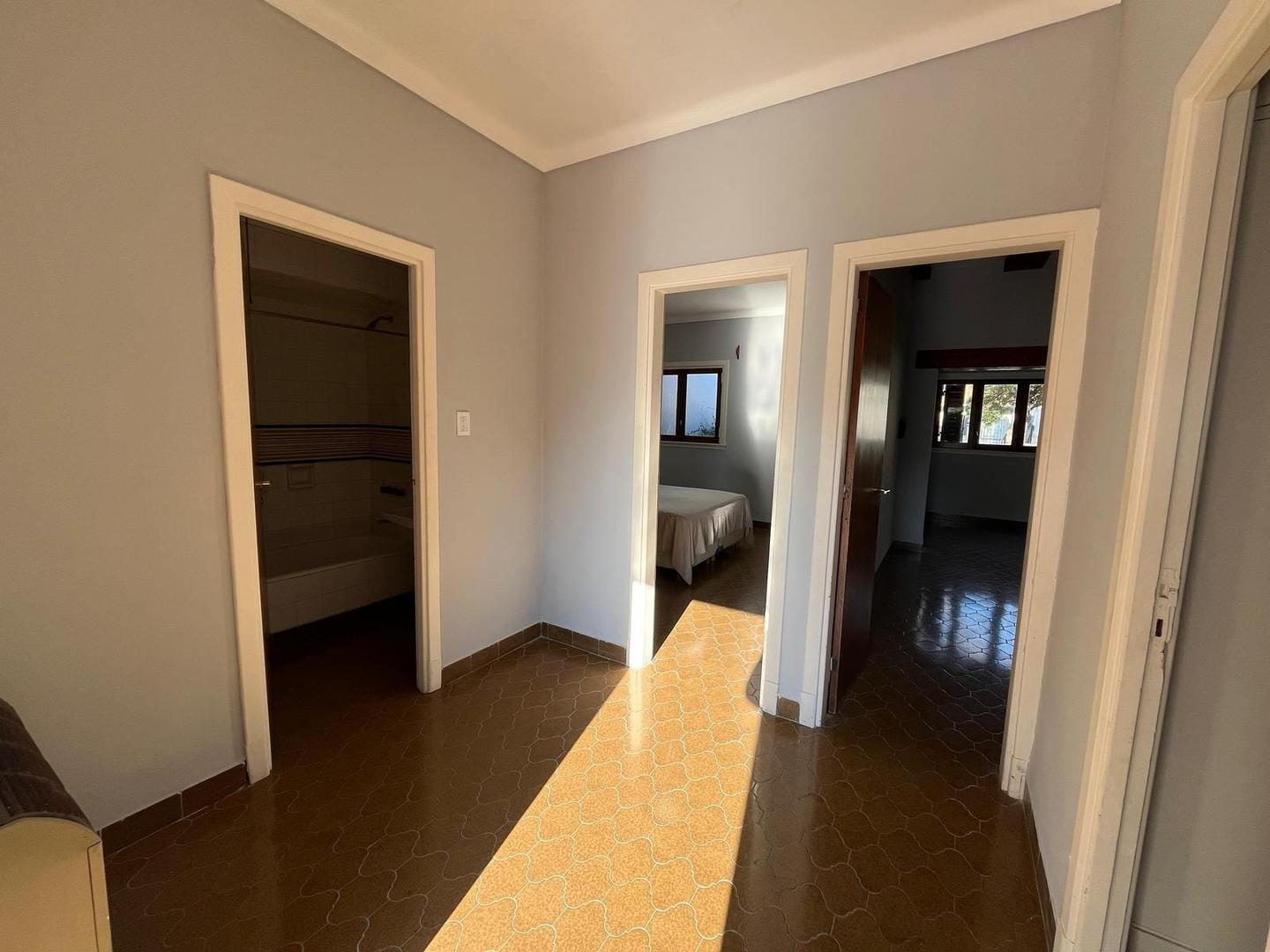 Foto de CHALET 4 AMBIENTES, PUNTA MOGOTES, imagen 4